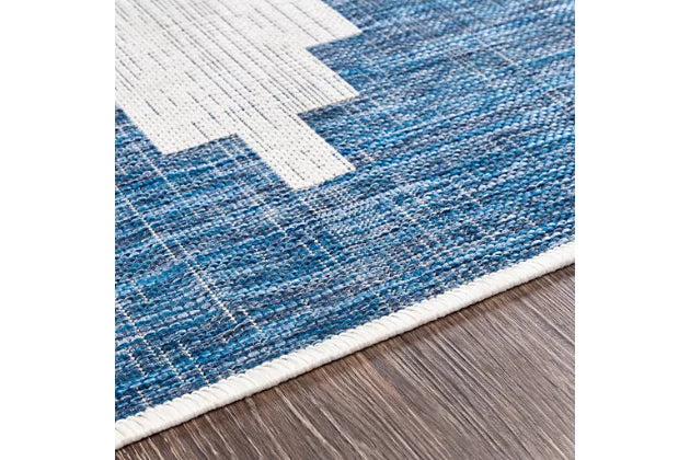 Surya Eagean 5'3" x 7'7" Area Rug
